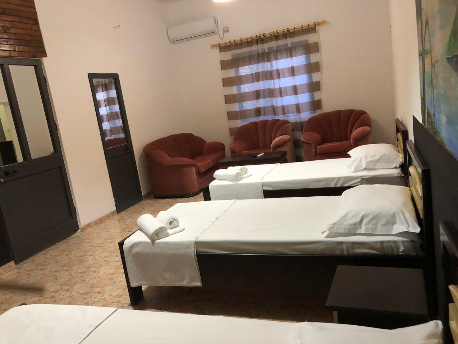 Hotel Xhej