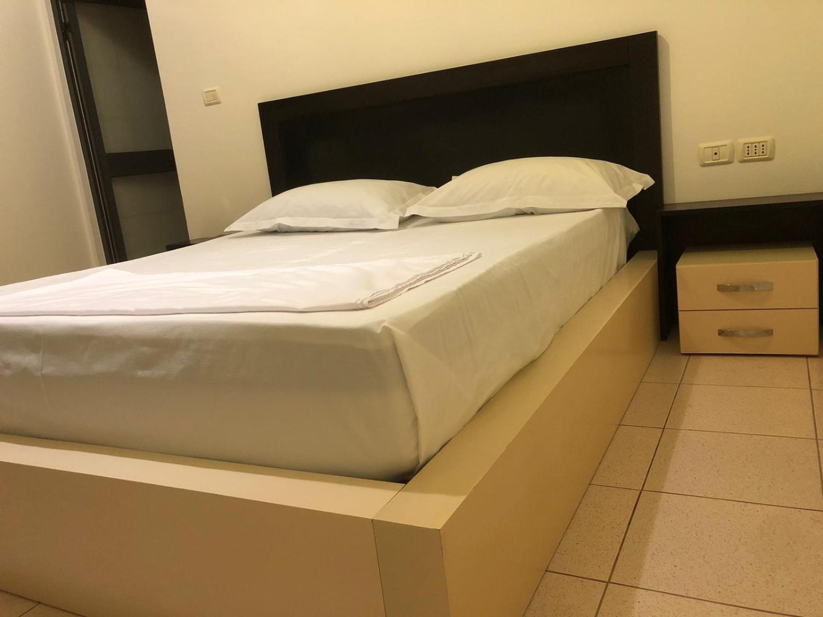 Xhej Hotel